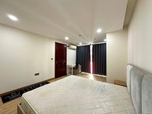 For Sale: Olympia City 1 Bedroom 68sqm Net