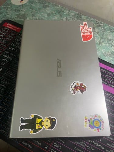 For sell Asus free charger and mouse