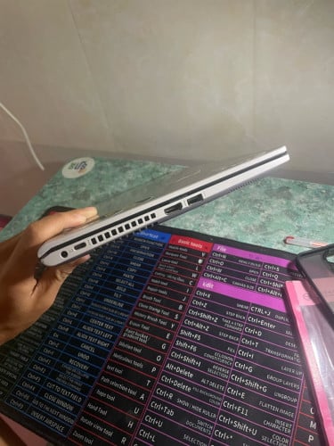 For sell Asus free charger and mouse