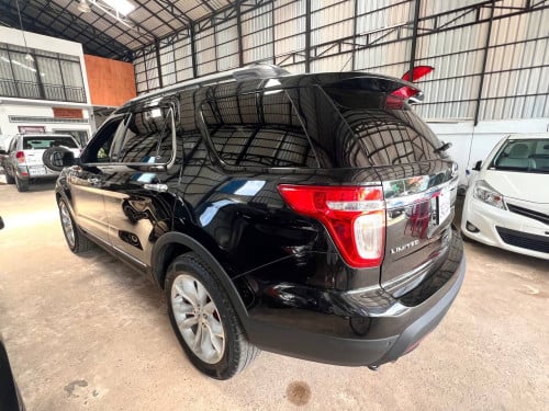 Ford explore 013/ឡានស្អាតទំនើប2AD****(សៀមរាប)
