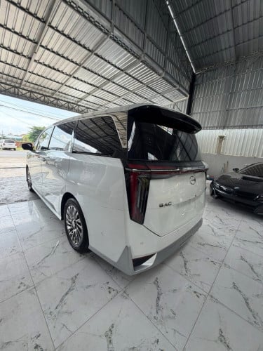 GAC GN8 2025 36000$ ចរចា
