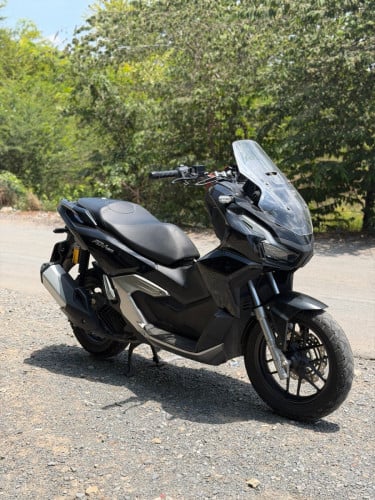 Honda ADV 160 2025