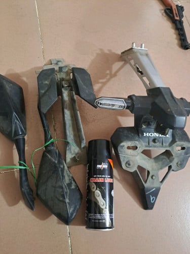 Honda CbR 250cc កាត់ក្រី