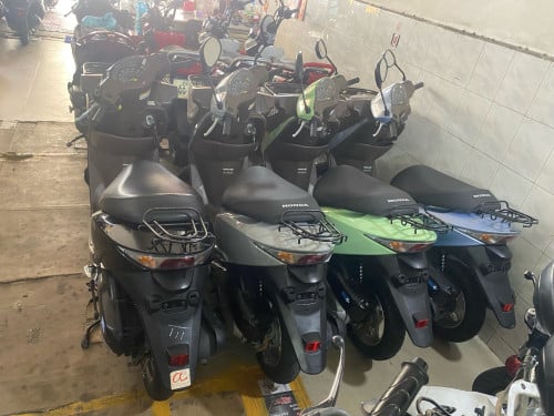 HONDA DIO CESTA ម៉ូតូជប៉ុនក្រដាសពន្ធស្អាតៗគីឡូតិច​ មូយទឹកពីជប៉ុនផ្ទាល់​ មិនទាន់ជិះស្រុកខ្មែរ