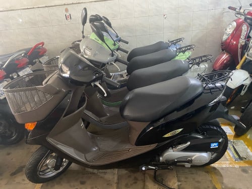 HONDA DIO CESTA ម៉ូតូជប៉ុនក្រដាសពន្ធស្អាតៗគីឡូតិច​ មូយទឹកពីជប៉ុនផ្ទាល់​ មិនទាន់ជិះស្រុកខ្មែរ