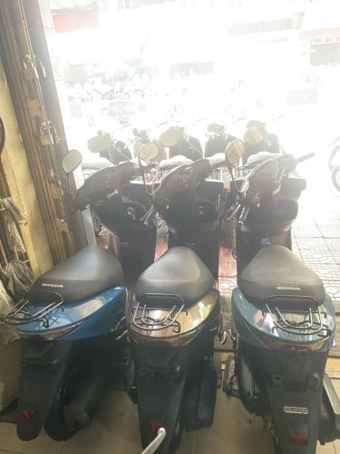 HONDA DIO CESTA ម៉ូតូជប៉ុនក្រដាសពន្ធស្អាតៗគីឡូតិច​ មូយទឹកពីជប៉ុនផ្ទាល់​ មិនទាន់ជិះស្រុកខ្មែរ