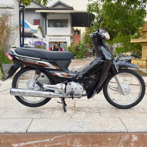Honda Dream 2020