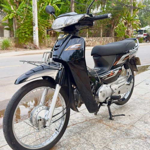 Honda Dream 2020