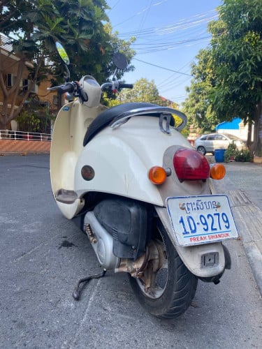 HONDA SCOOPY 290$ , 50cc , 2016 , Japan have lD card