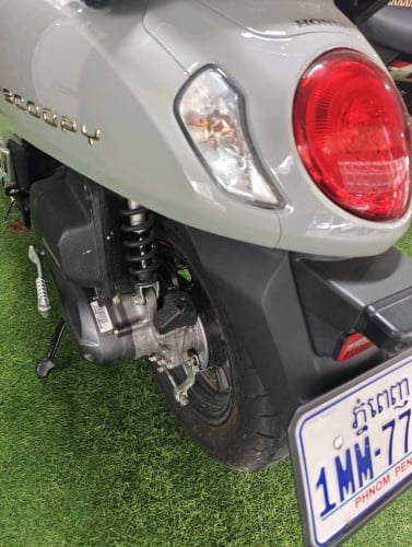 Honda Scopy 024 have tax New plate number good 98%