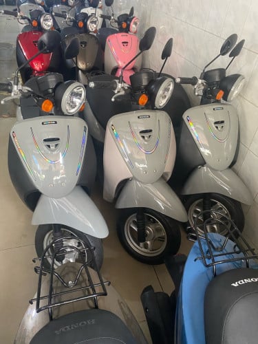 HONDA TODAY ម៉ូតូជប៉ុនក្រដាសពន្ធស្អាតៗគីឡូតិច មូយទឹកពីជប៉ុនផ្ទាល់ មិនទាន់ជិះស្រុកខ្មែរ 🛵