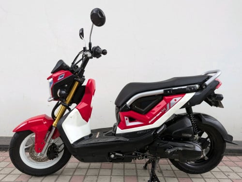 Honda Zoomer x