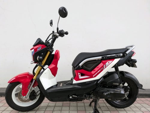 Honda Zoomer x