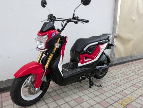 Honda Zoomer x