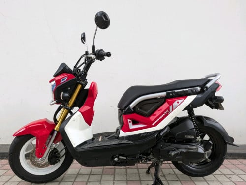 Honda Zoomer x