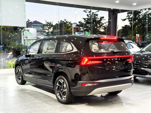 Hyundai CUSTIN តម្លៃពិសេសខ្លាំង