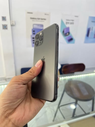 IPHONE 11 PRO