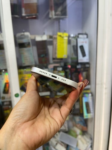 iPhone 12/64GB/LLពណ៍សថ្ម85%សុីនសានុំស្អាត99%(ធានា១ខែលើម៉ាសុីន)