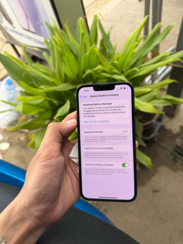 iPhone 13 128G 240$