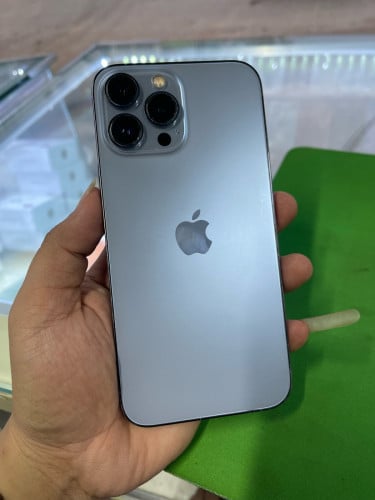iPhone 13PM សានុំហ្សុីន 330$🔋68%