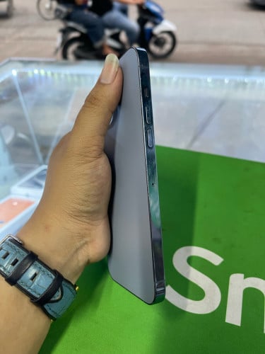 iPhone 13PM សានុំហ្សុីន 330$🔋68%