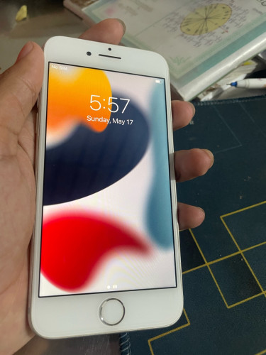 iPhone 7 13$ មាន7ដើម