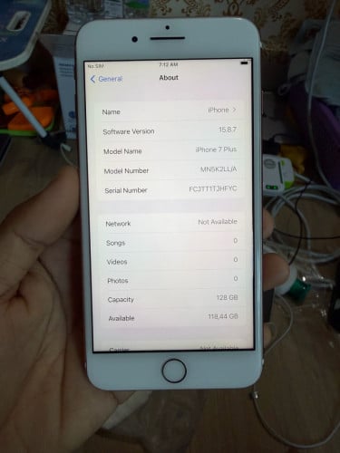 IPhone 7 Plus 128GB អេក្រង់ហ្សុីន មានស្កេន