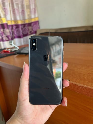 iPhone X
