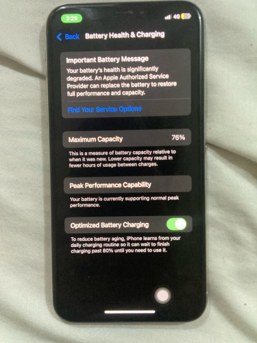 iphone XS 64g ពណ៌​ស​ អេក្រង់​ហ្សុីន​ មានស្គេន​ តួ98