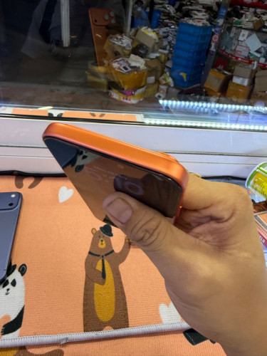 Iphone17promax ZA battery 100% 1230$