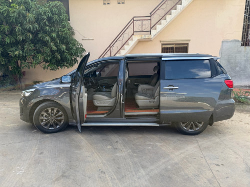 Kia Carnival 2015 Full Option