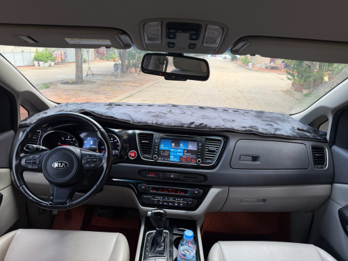 Kia Carnival 2015 Full Option