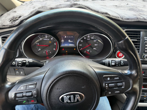 Kia Carnival 2015 Full Option