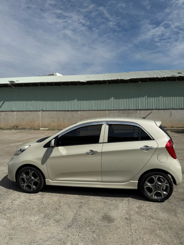 Kia morning 2012 full fsport smart key ឡានស្អាត អត់បុកប៉ះ អត់ច្រេសពុក