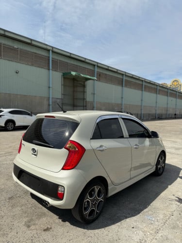 Kia morning 2012 full fsport smart key ឡានស្អាត អត់បុកប៉ះ អត់ច្រេសពុក