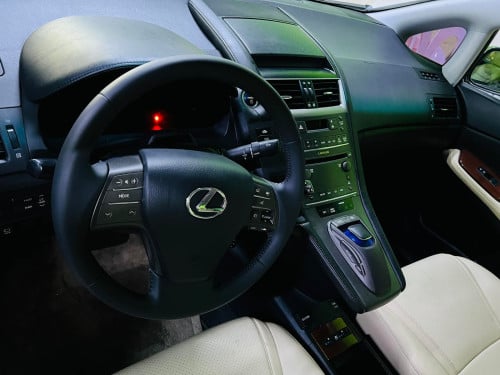 Lexus Hs full Advanced
