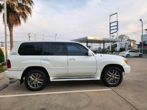 lexus lx 470 ឆ្នាំផលិត 2005