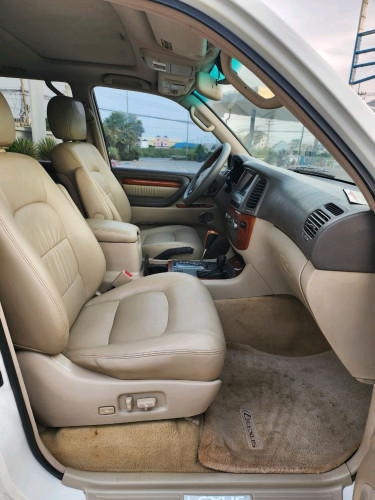 lexus lx 470 ឆ្នាំផលិត 2005