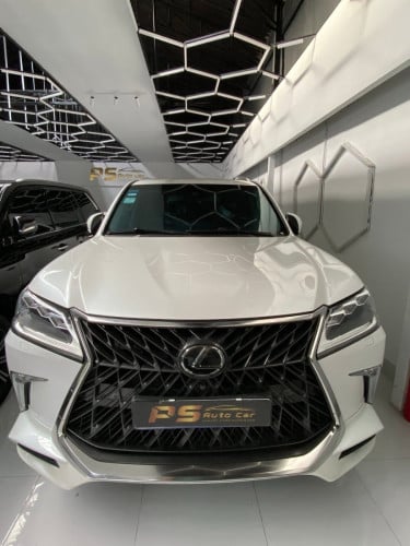 LEXUS LX570 2018 Full Option Spec Arab ធានាទឹកថ្នាំសុីនមួយជុំ✨✨