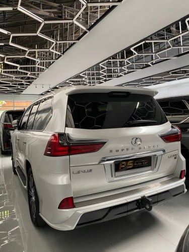 LEXUS LX570 2018 Full Option Spec Arab ធានាទឹកថ្នាំសុីនមួយជុំ✨✨