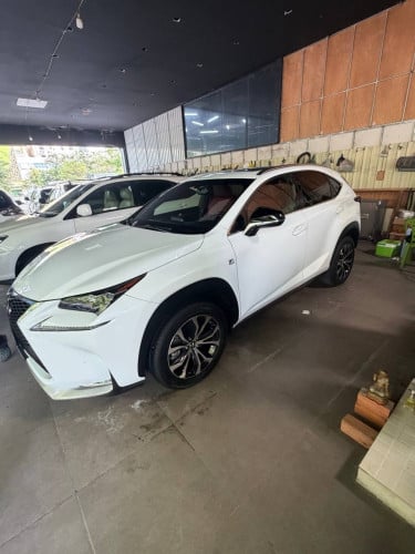 Lexus nx200t 2017 F sport ប៉ុង2 ប៉ូតុង6