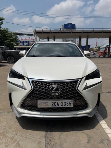 LexusNX200t 2016 up F-spotប៉ុង2