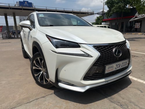 LexusNX200t 2016 up F-spotប៉ុង2