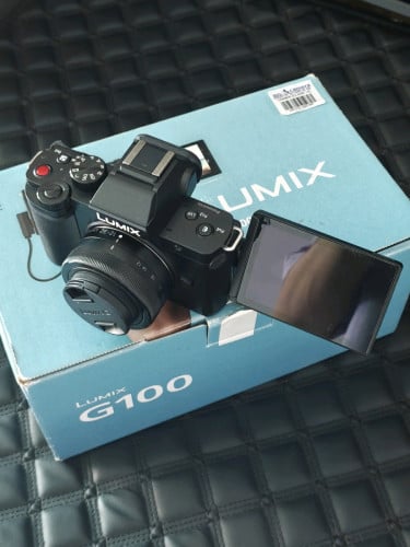 Lumix G100