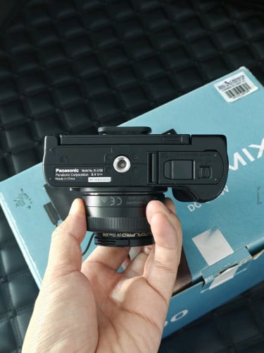 Lumix G100