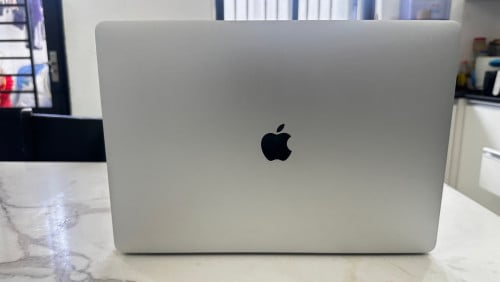 MacBook Pro 2017 15inch Core I7 16G 256G