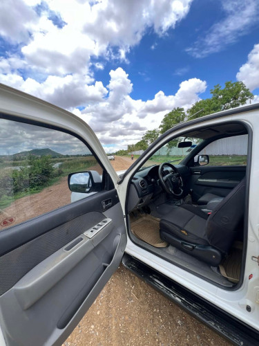 Mazda 2008 លេខដៃកាប់ពីតាស់