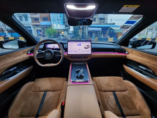 MAZDA EZ6 2025 Top Option (zero gravity seat)
