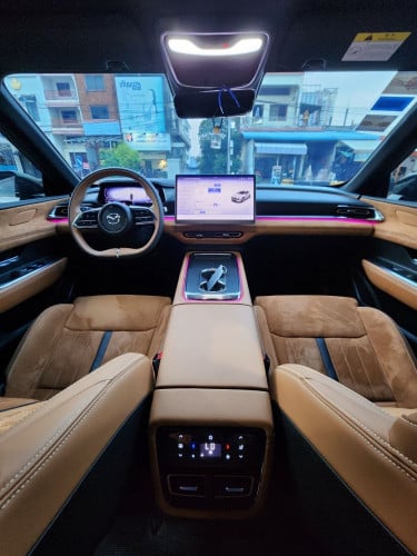MAZDA EZ6 2025 Top Option (zero gravity seat)