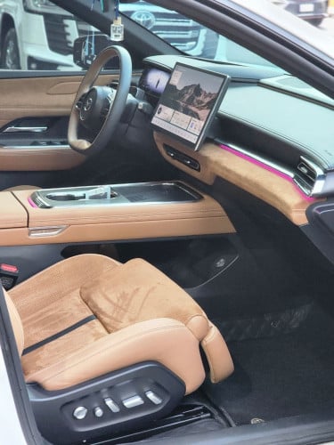 MAZDA EZ6 2025 Top Option (zero gravity seat)